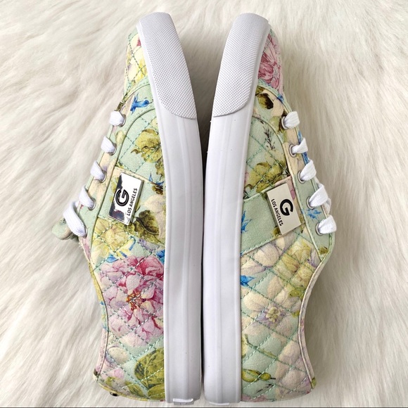 G by Guess GBG Floral Los Angeles Blooms Dionysus Becker Sneaker Women Shoe NWT - Picture 3 of 8